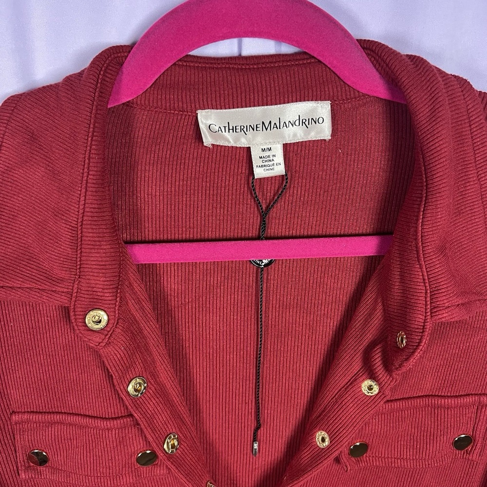 Catherine Malandrino Red Ribbed Knit Top Size M Collared Gold Button Preppy - Picture 8 of 10